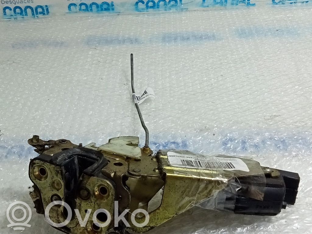 Opel Vectra A Serratura portiera anteriore 