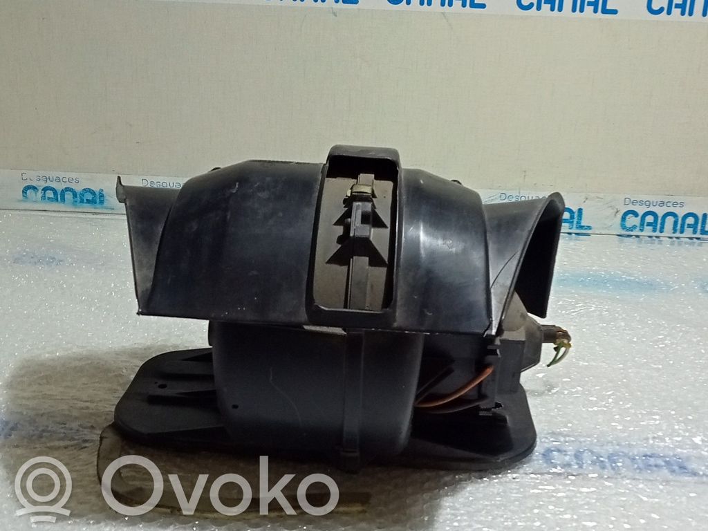 Opel Vectra B Pečiuko ventiliatorius/ putikas 