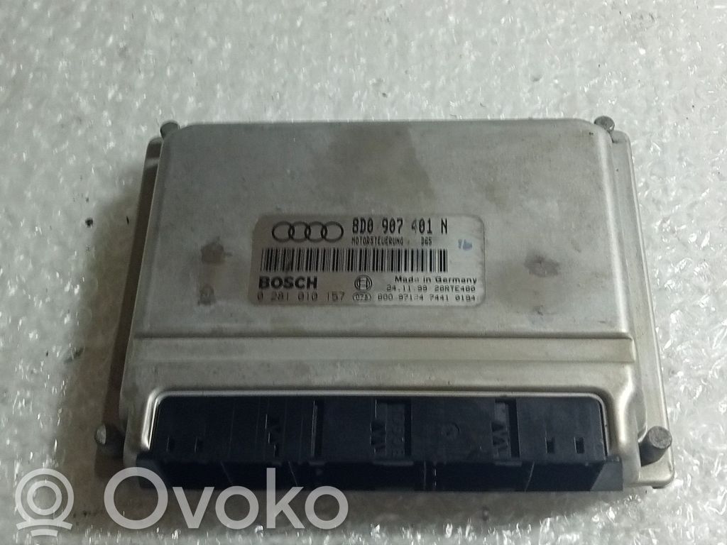 Unidad de control/módulo del motor   8D0907401N