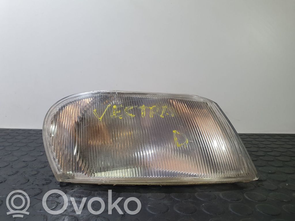 Opel Vectra B Headlight/headlamp 