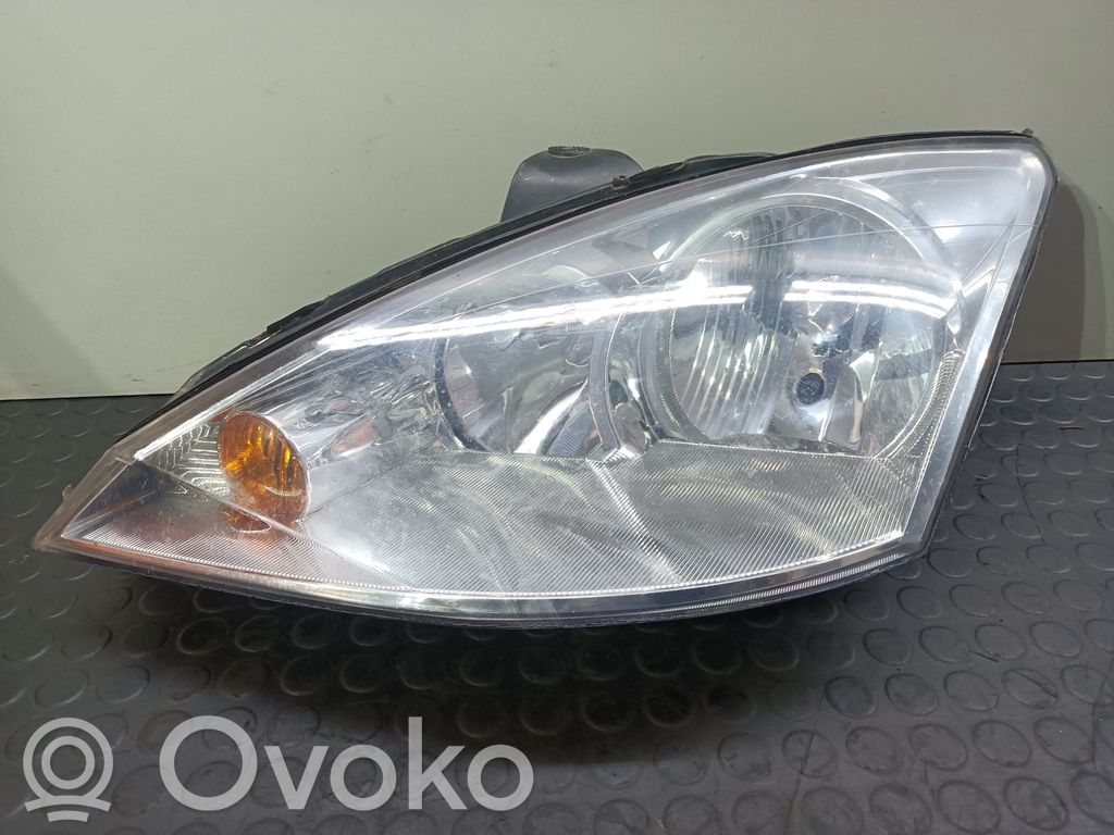 Ford Focus Headlight/headlamp 