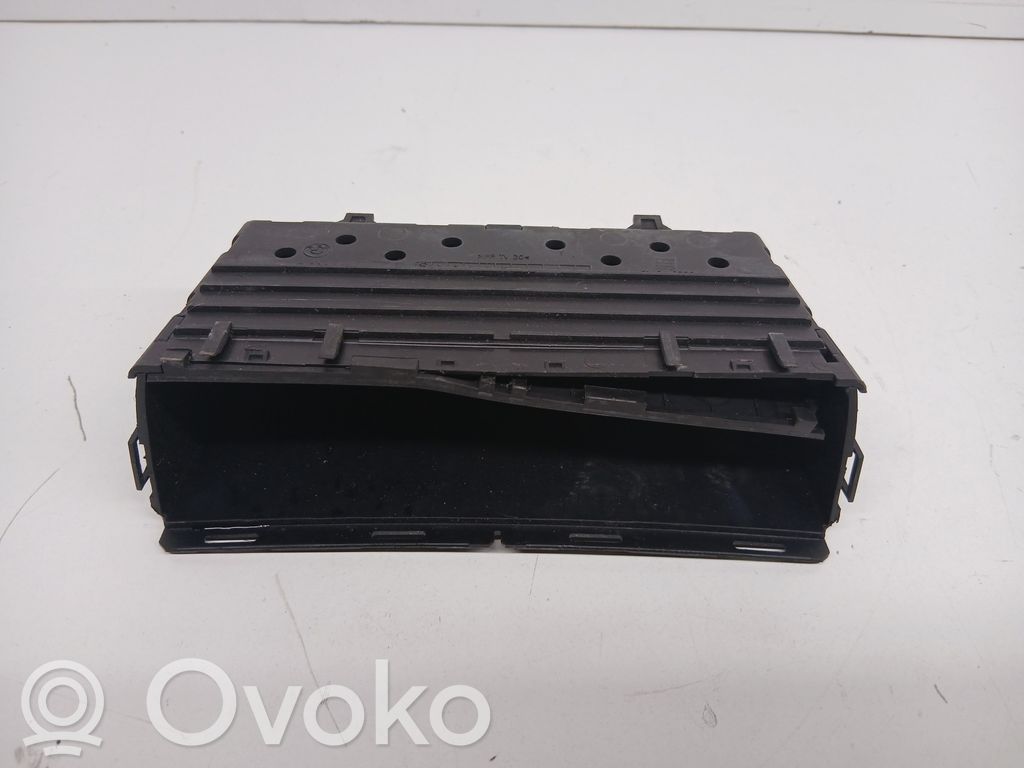 Muotolista   314640000