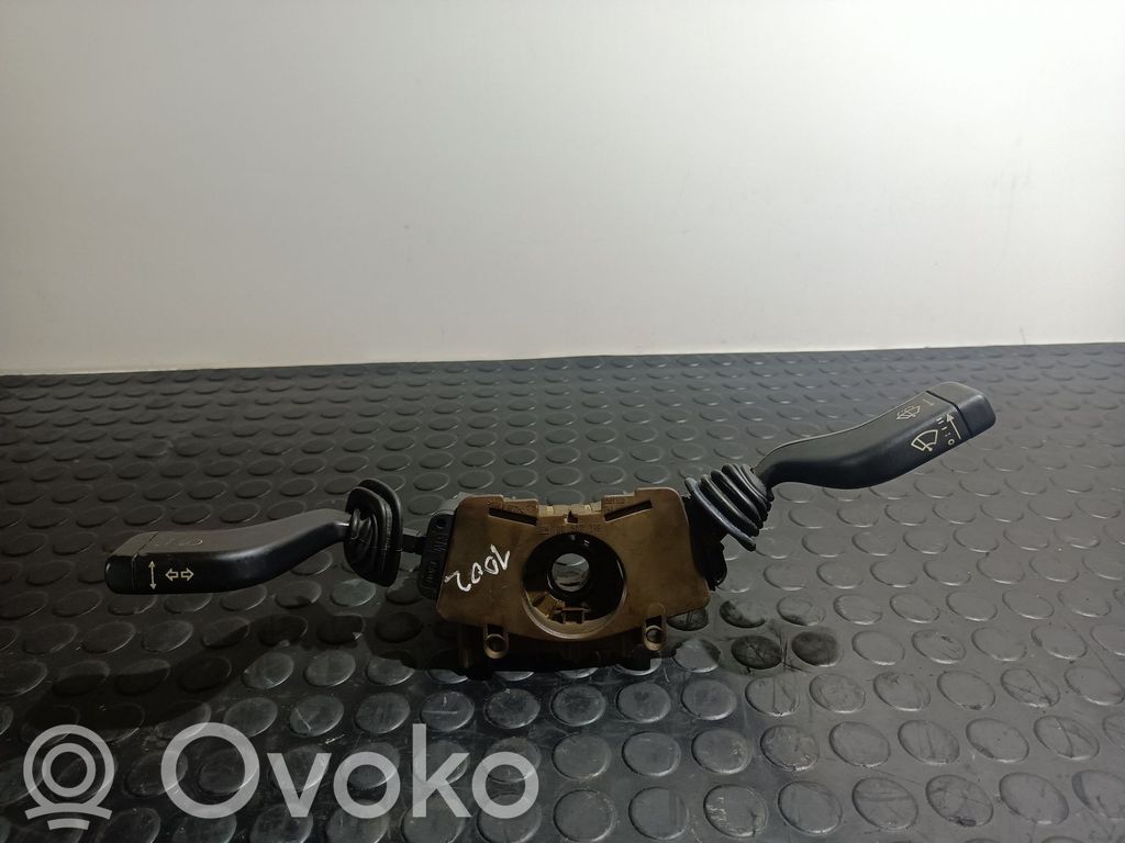 Opel Vectra B Interruptor de control multifunción 