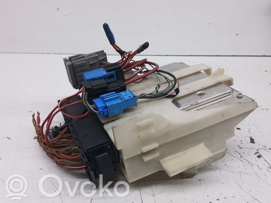 BMW 3 E90 E91 Engine control unit/module 