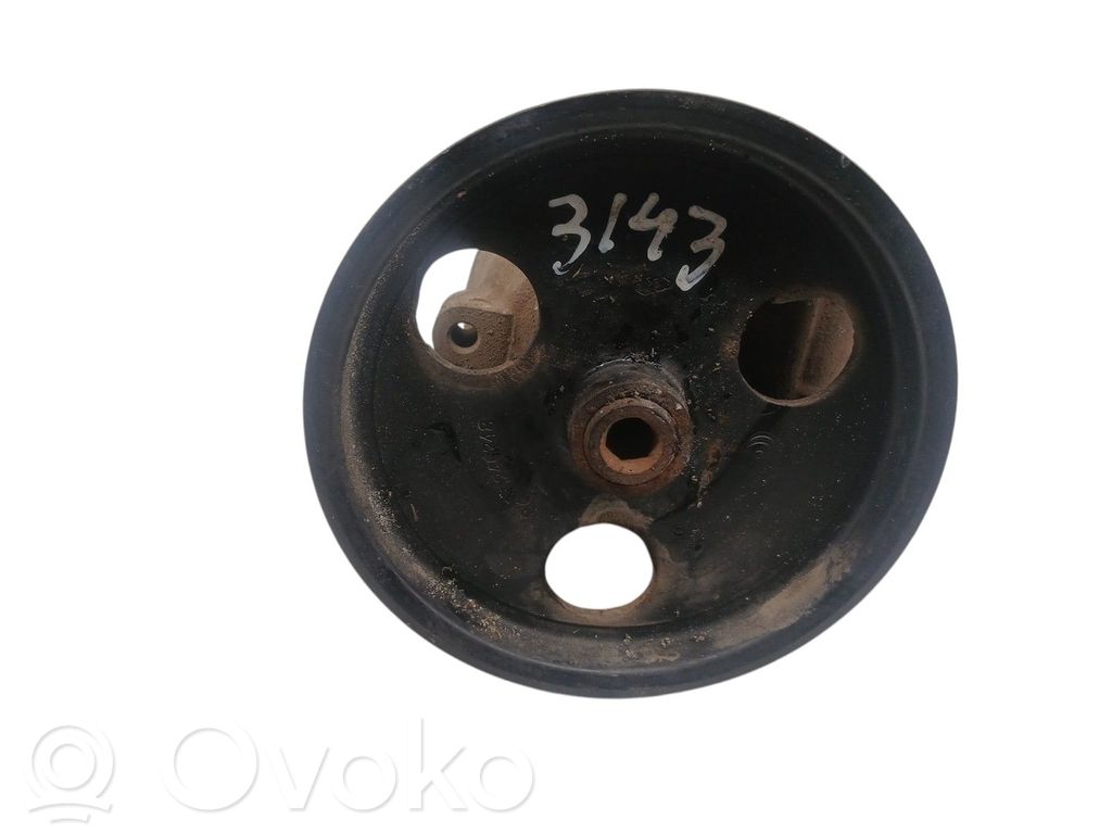 Suzuki Jimny Ohjaustehostimen pumppu 