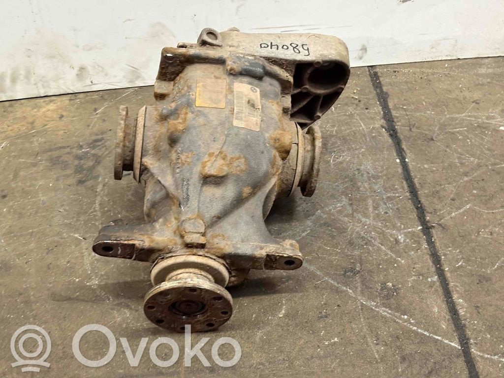 Rear differential   2477556795