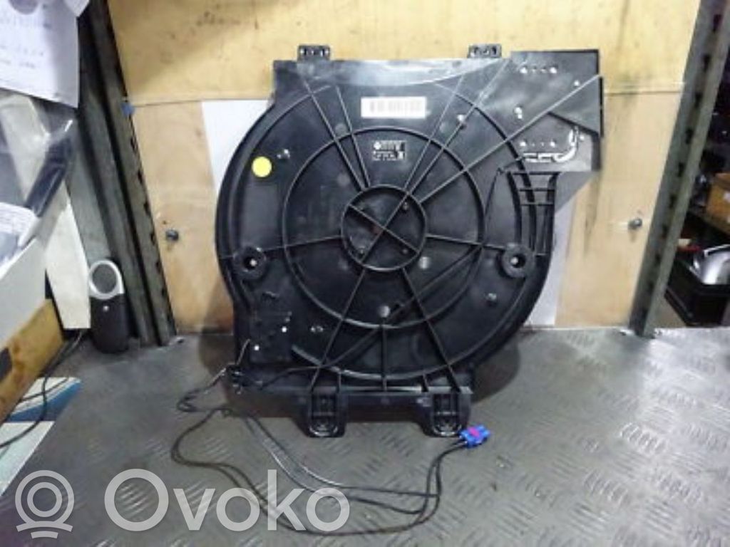 Antenos stiprintuvas   1Q0035540E