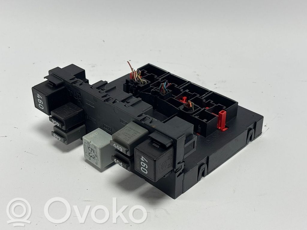 Módulo de fusible   3C0937049AJ