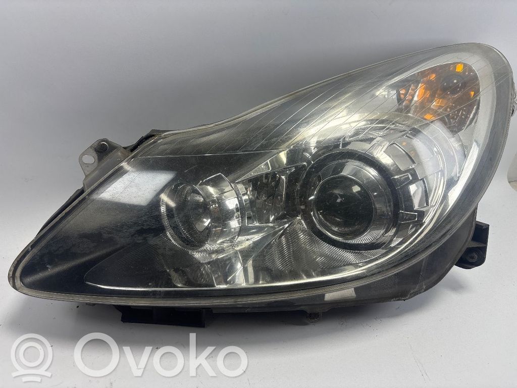 Opel Corsa D Scheinwerfer 