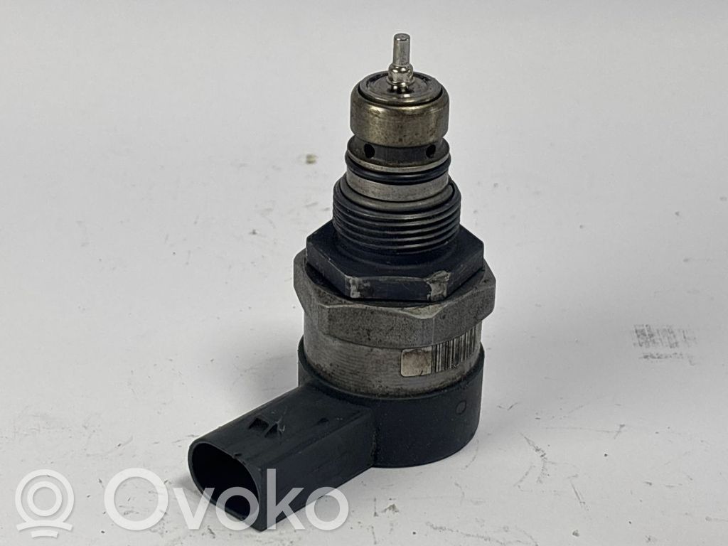 Fuel pressure sensor   0281002481
