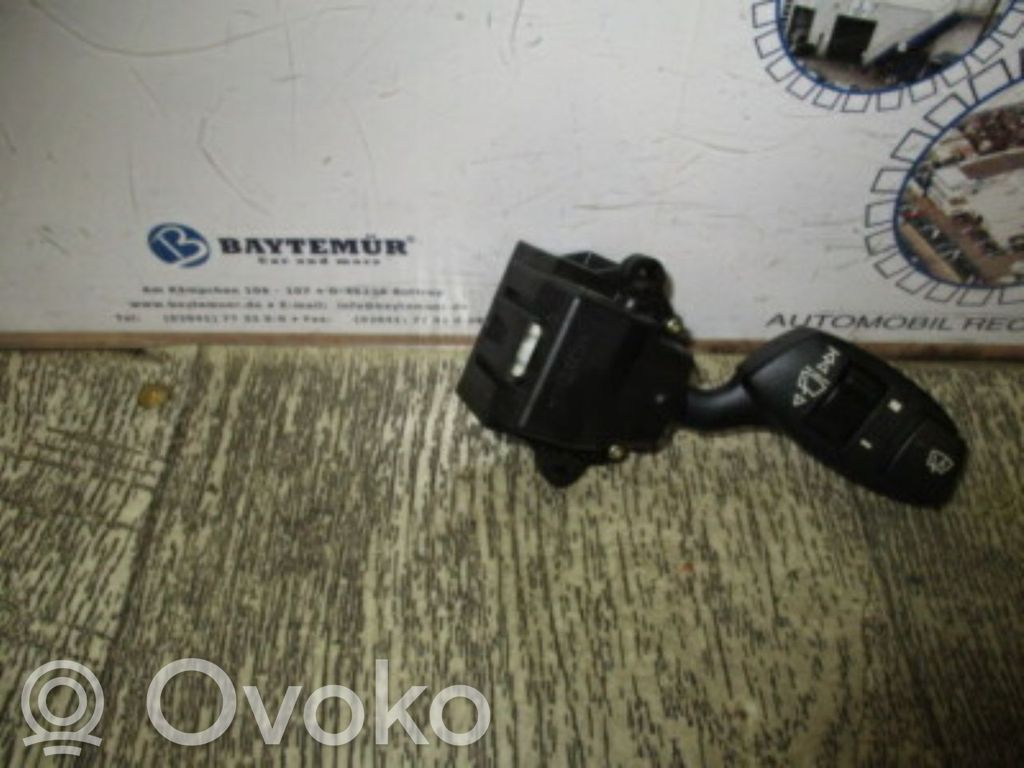 Interruptor del limpiaparabrisas   01206100
