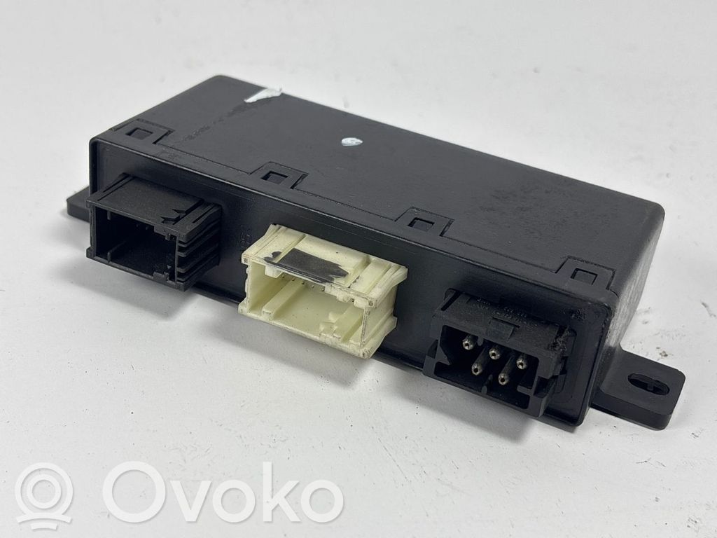 Autres unités de commande / modules   8377601