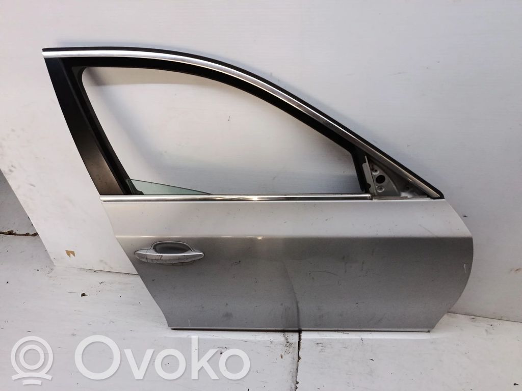 Porte avant