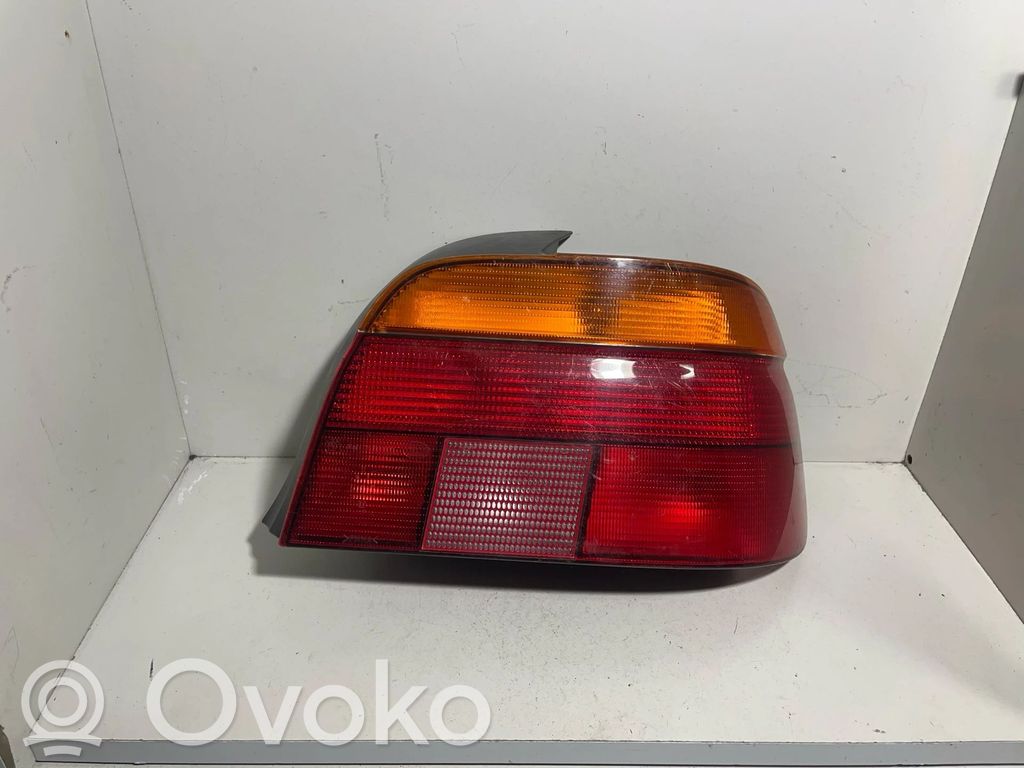 Rear/tail lights