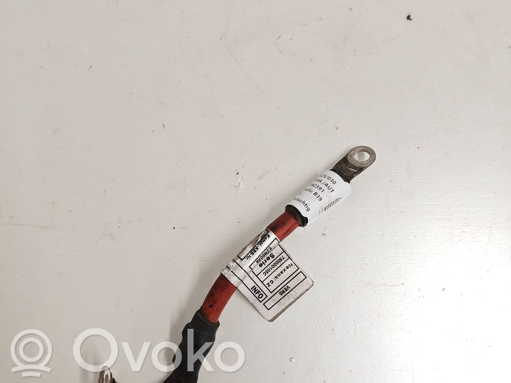 BMW 3 F30 F35 F31 Pluskaapeli (akku) 