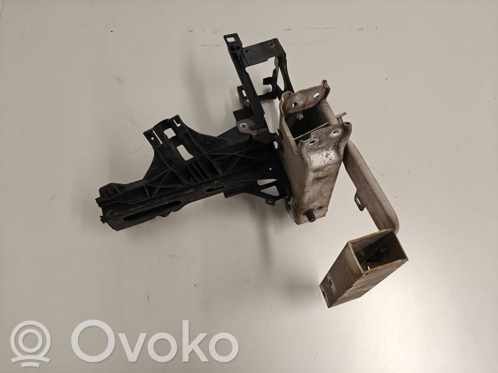BMW 5 F10 F11 Staffa faro/fanale 
