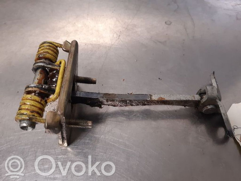 Citroen C5 Etuoven pidätin 