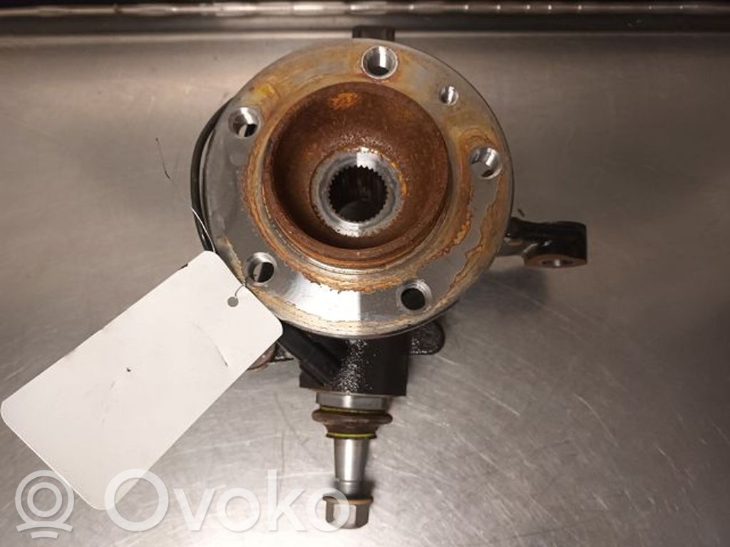 Renault Master III Achsschenkel vorne 