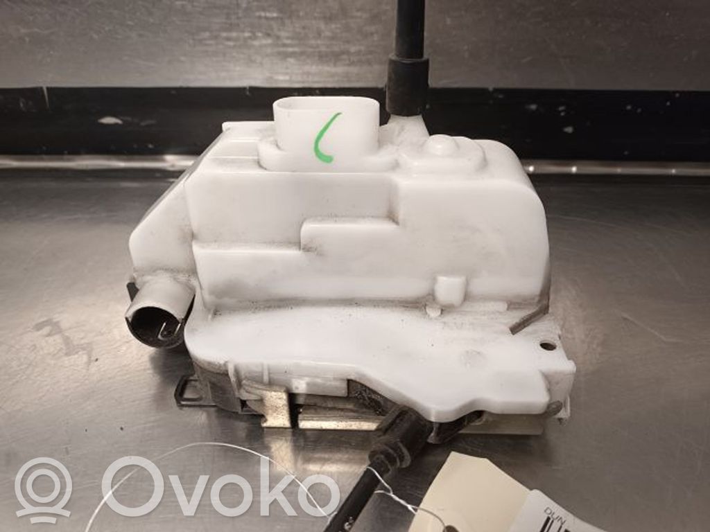 Citroen C3 Front door lock 