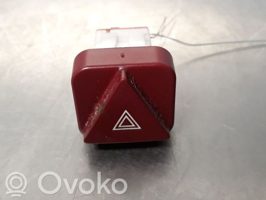 Peugeot 1007 Hazard light switch 