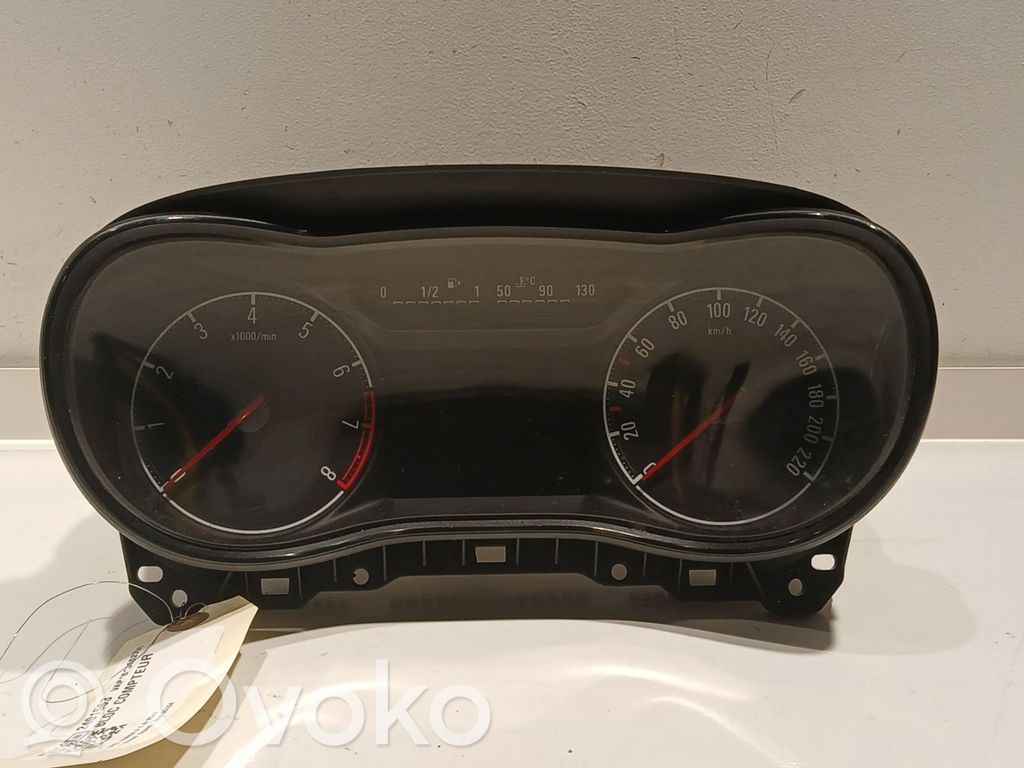 Opel Corsa E Speedometer (instrument cluster) 