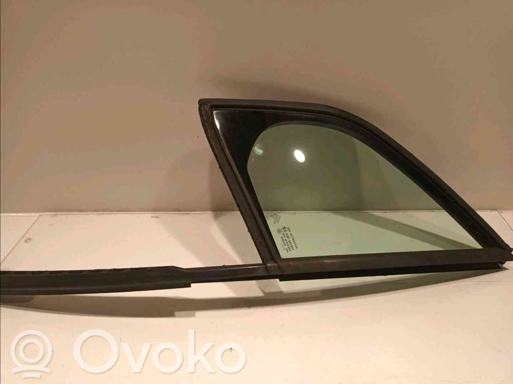 Citroen C3 Rear side window 