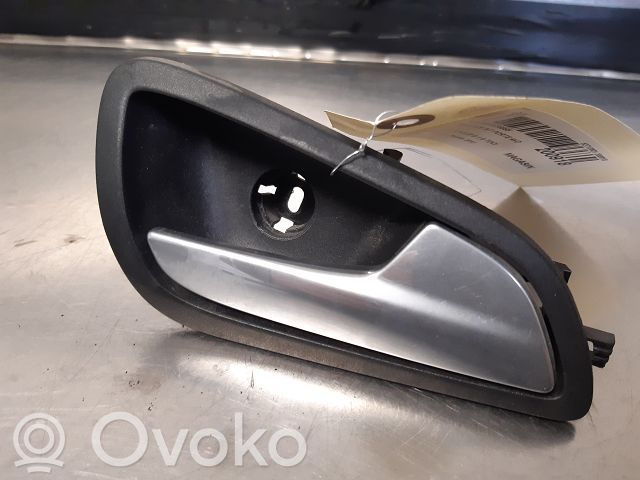 Ford Focus Front door interior handle 