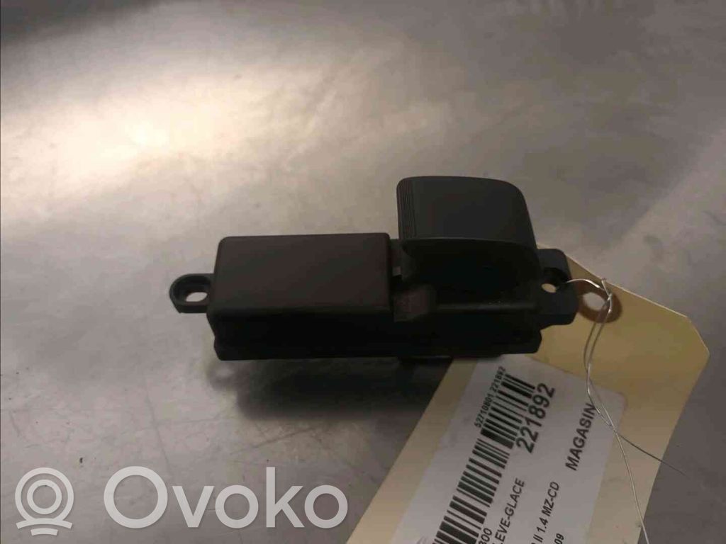 Interruptor del elevalunas eléctrico   D65166370