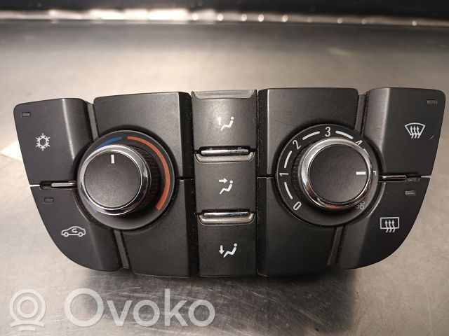 Opel Astra J Climate control unit 