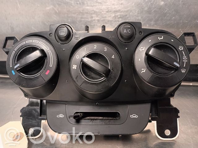 Mazda 2 Climate control unit 
