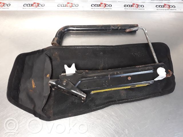 Opel Corsa C Tool set 