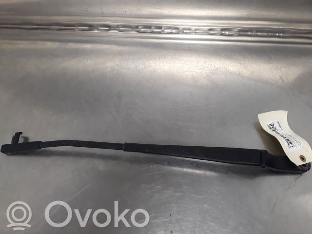 Citroen C5 Front wiper blade arm 
