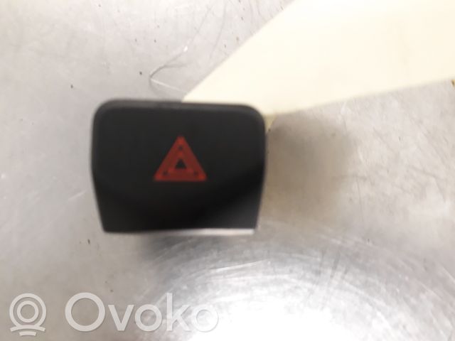 Nissan Note (E11) Hazard light switch 