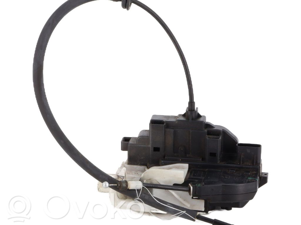 Priekšpusē slēdzene   813201H320