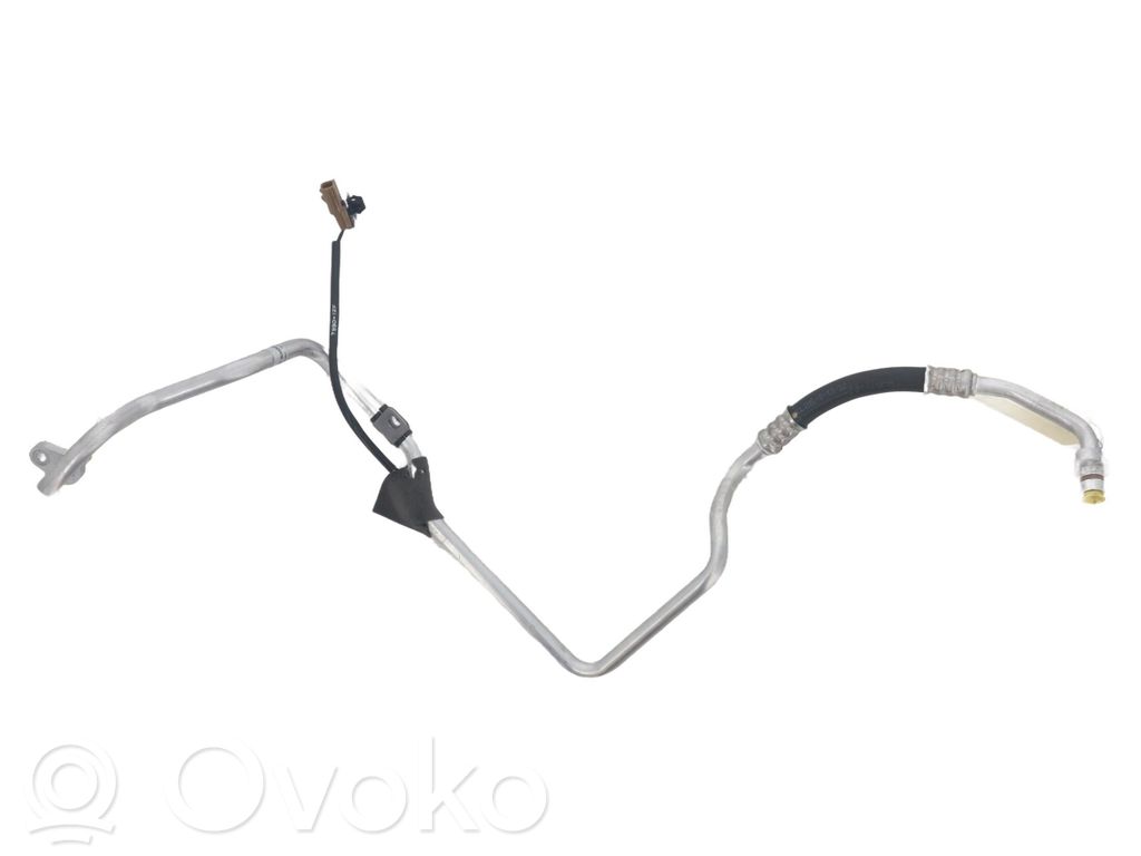 Renault Megane E-Tech Ilmastointilaitteen putki (A/C) 