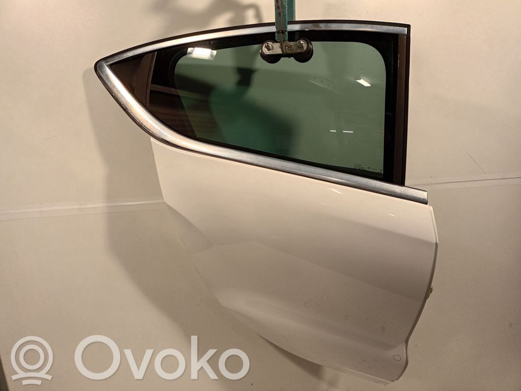 DS Automobiles 4 Galinės durys 