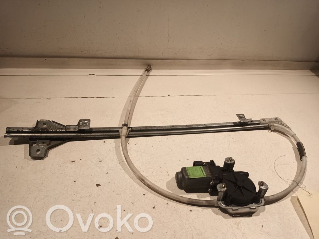 Renault Master II Elektryczny podnośnik szyby drzwi przednich 
