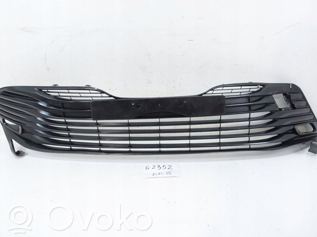 Takajarrusatula   33020,53113,5311333020
