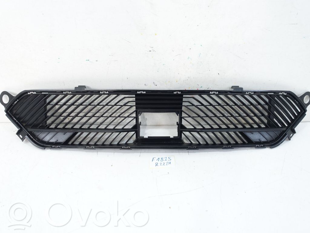 Front bumper lower grill   9834691880,9834691880