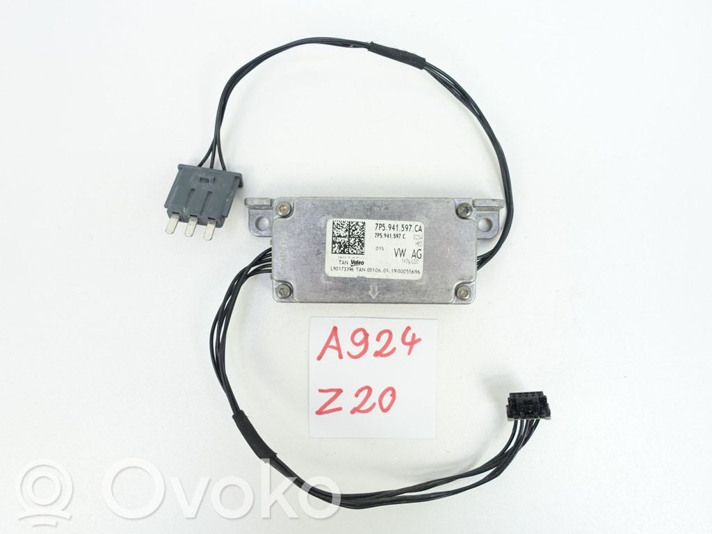 LED-liitäntälaitteen ohjausmoduuli   7P5941597CA