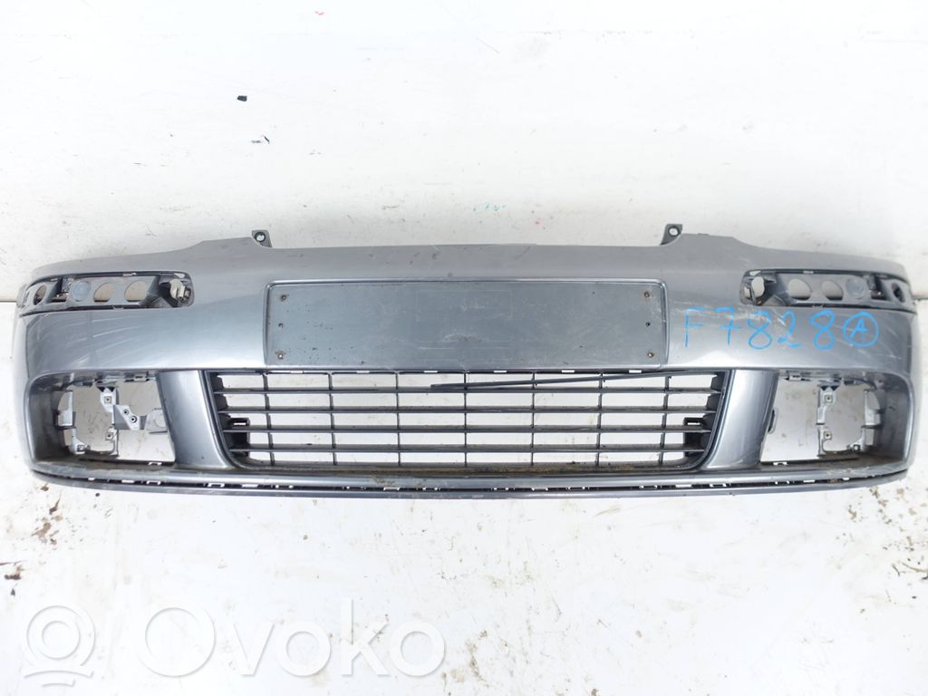 Front bumper   1K0807221,55D300401