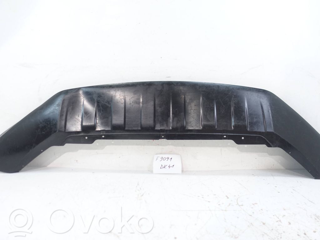 Borde del parachoques delantero   57A807061B