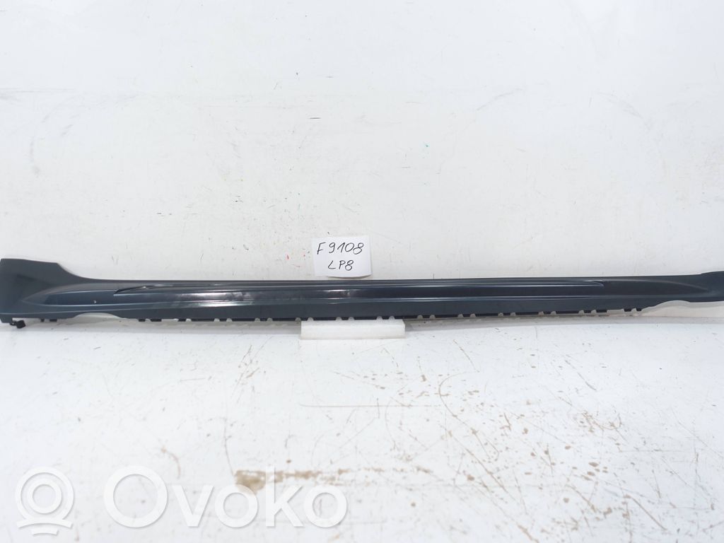 Audi A1 Sill 