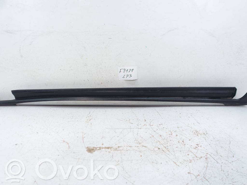 Ford Focus Slenkstis 