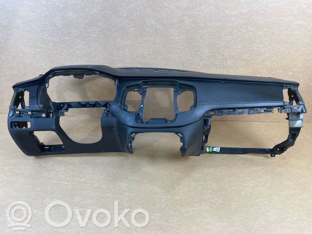 Volvo XC90 Panelis 
