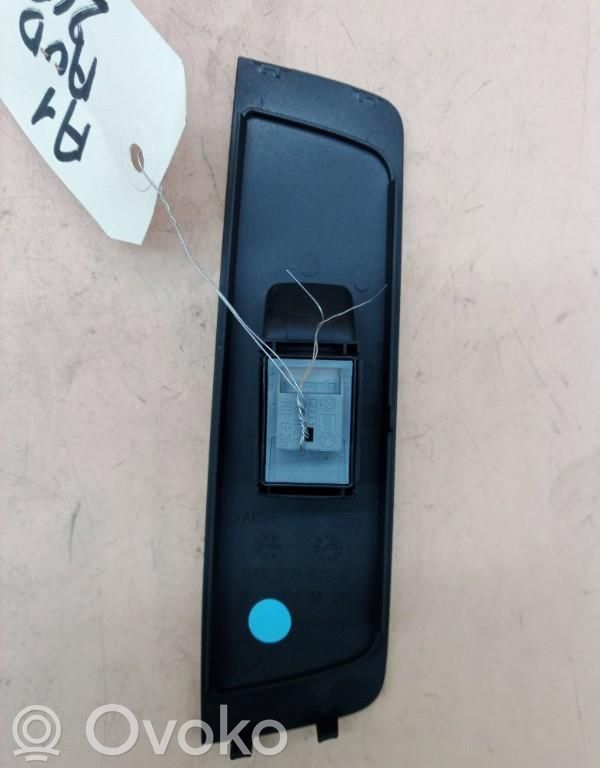 Audi A1 Electric window control switch 