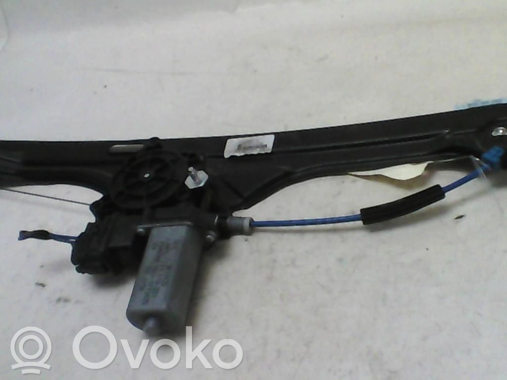 BMW 2 F46 Regulador de puerta delantera con motor 