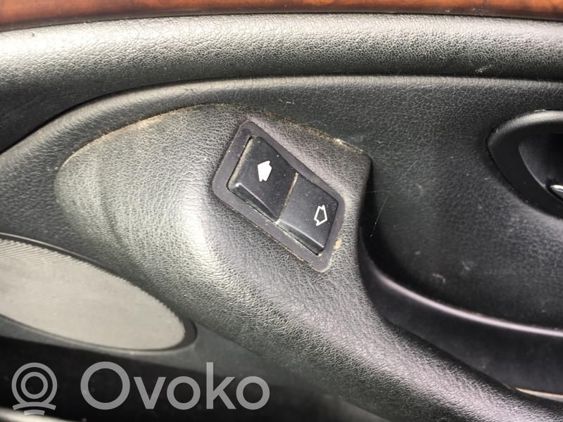 Interruptor del elevalunas eléctrico   61318368974