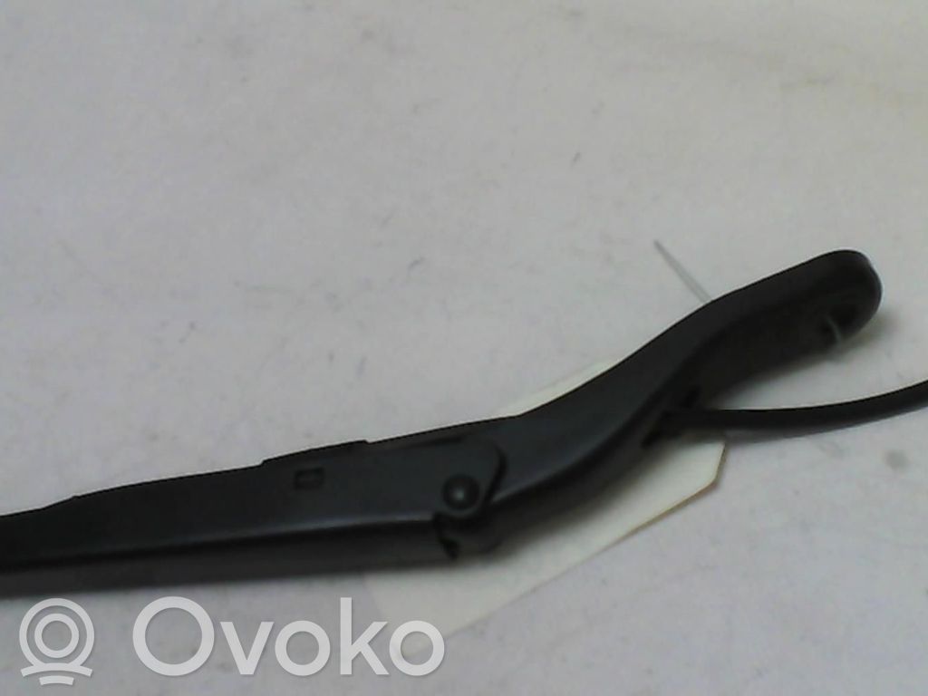 Citroen Berlingo Front wiper blade arm 