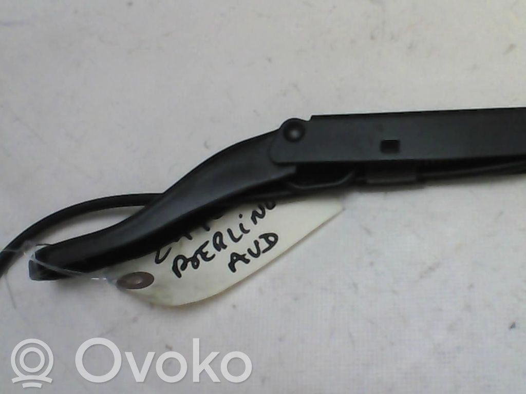 Citroen Berlingo Front wiper blade arm 